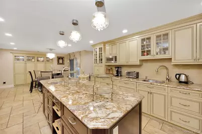 1013 South End, Woodmere, NY 11598 - Photo 6