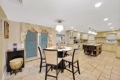 1013 South End, Woodmere, NY 11598 - Photo 8