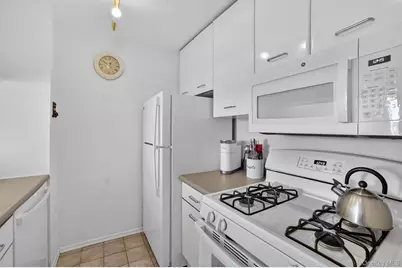 4 Martine Avenue #612, White Plains, NY 10606 - Photo 14