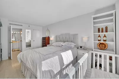 4 Martine Avenue #612, White Plains, NY 10606 - Photo 30