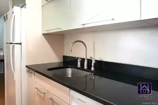 1065 Vermont St, Brooklyn, NY 11207 - Photo 10