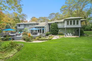 8 Forest Ct, Syosset, NY 11791 - Photo 26