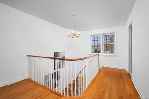 981 Green Meadow Ln, Mamaroneck, NY 10543 - Photo 16