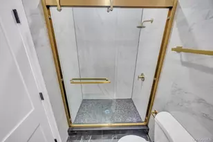 62 Haven Ln, Levittown, NY 11756 - Photo 32