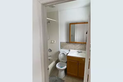 22-12 Regina Avenue, Far Rockaway, NY 11691 - Photo 6