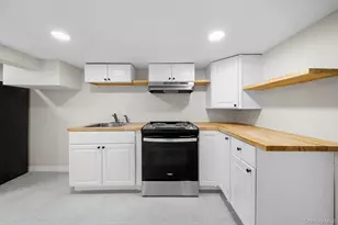 17 Nelson Pl, Mastic, NY 11950 - Photo 24