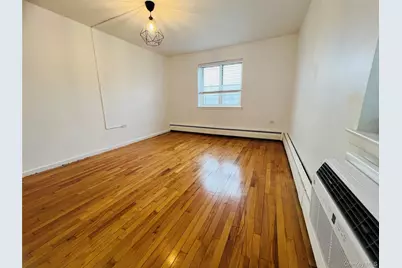 99-10 60th Avenue #5F, Corona, NY 11368 - Photo 2