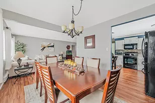 16 Magic Mountain Dr, Coram, NY 11727 - Photo 10