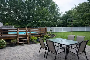 16 Magic Mountain Dr, Coram, NY 11727 - Photo 42