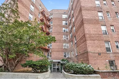 4225 80th Street #2M, Elmhurst, NY 11373 - Photo 1