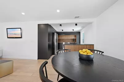 923 E Main Street, Riverhead, NY 11901 - Photo 8