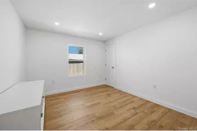 923 E Main Street, Riverhead, NY 11901 - Photo 24