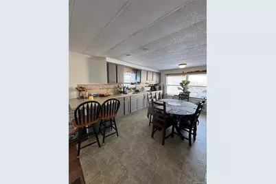 621 Sheafe Rd #76, Poughkeepsie, NY 12601 - Photo 4