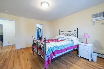 148 Amherst Road, Valley Stream, NY 11581 - Photo 12