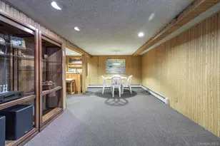 148 Amherst Rd, Valley Stream, NY 11581 - Photo 16