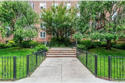 88-09 35th Ave #2O, Jackson Heights, NY 11372 - Photo 2