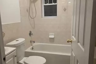 400 Crescent St., Brooklyn, NY 11208 - Photo 8