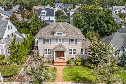 33 Shepherd Street, Rockville Centre, NY 11570 - Photo 1