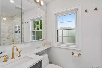 33 Shepherd Street, Rockville Centre, NY 11570 - Photo 20