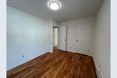 141 Manorhaven Boulevard #J, Port Washington, NY 11050 - Photo 16