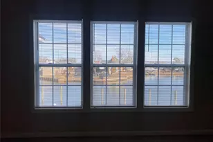 11 Nicole Ct, Copiague, NY 11726 - Photo 6