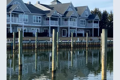 11 Nicole Court, Copiague, NY 11726 - Photo 2