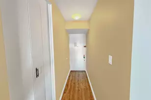 61-20 Grand Central Pkwy, Forest Hills, NY 11375 - Photo 4