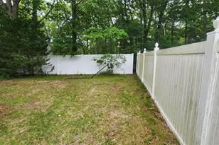 200 Oak Ave, Flanders, NY 11901 - Photo 12