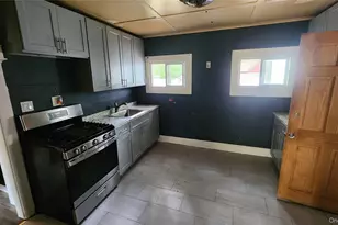 200 Oak Ave, Flanders, NY 11901 - Photo 6