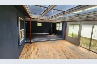 200 Oak Avenue, Flanders, NY 11901 - Photo 20