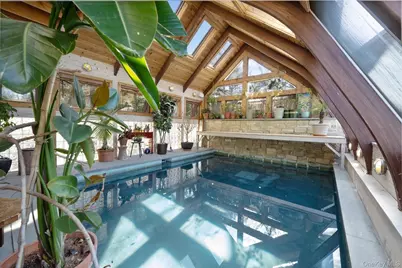 1 Burkeshire Drive, Sag Harbor, NY 11963 - Photo 4