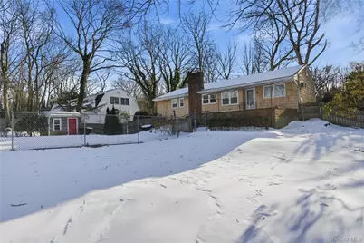 115 Red Oak Court, Port Jefferson, NY 11777 - Photo 28