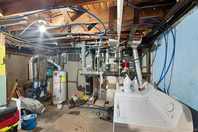 208 Charter Oaks Avenue, Brentwood, NY 11717 - Photo 12