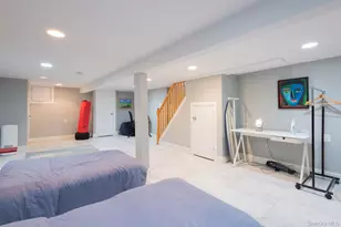 360 W 262nd St, Bronx, NY 10471 - Photo 20