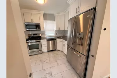 15 Mirin Avenue, Roosevelt, NY 11575 - Photo 10