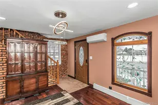 524 Jerusalem Ave, Hicksville, NY 11801 - Photo 6