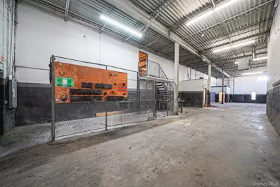 1601 Arctic Avenue, Bohemia, NY 11716 - Photo 18