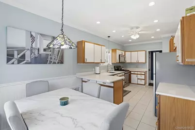 32 Brookside Place, New Rochelle, NY 10801 - Photo 12