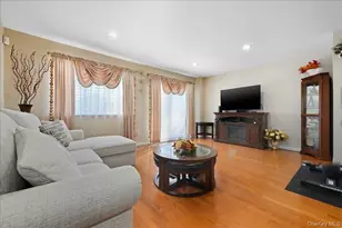 1790 Front St, East Meadow, NY 11554 - Photo 16