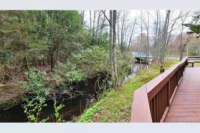 52 Medallion Road, Kiamesha Lake, NY 12751 - Photo 28