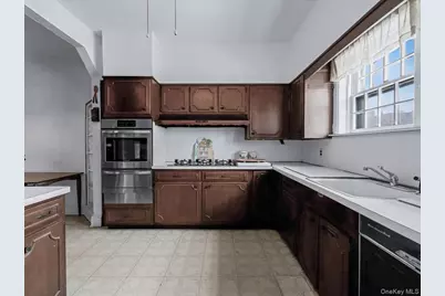 14017 58th Road, Flushing, NY 11355 - Photo 10