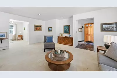 9 Carlisle Drive, Northport, NY 11768 - Photo 4