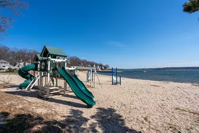 9 Carlisle Drive, Northport, NY 11768 - Photo 32