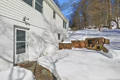 117 Crest Drive, Tarrytown, NY 10591 - Photo 32