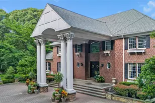 11 Danton Ln N, Lattingtown, NY 11560 - Photo 40