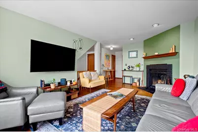 25 Village Gate Way #25, Nyack, NY 10960 - Photo 6