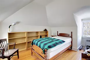 6 Emmet Pl, Garden City, NY 11530 - Photo 20