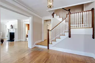 6 Emmet Pl, Garden City, NY 11530 - Photo 4