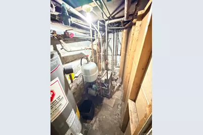 9726 133rd Street, Richmond Hill, NY 11419 - Photo 16