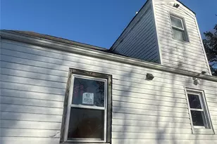 49 Peters Blvd, Central Islip, NY 11722 - Photo 4